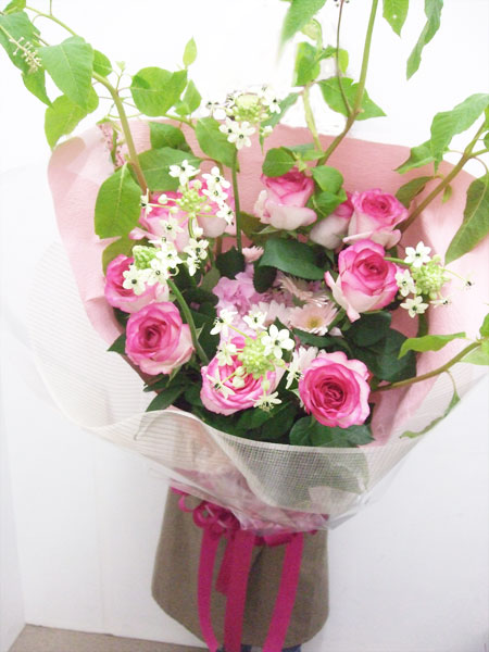 《BQ_0012 花束》ピンク系大輪バラ入り花束