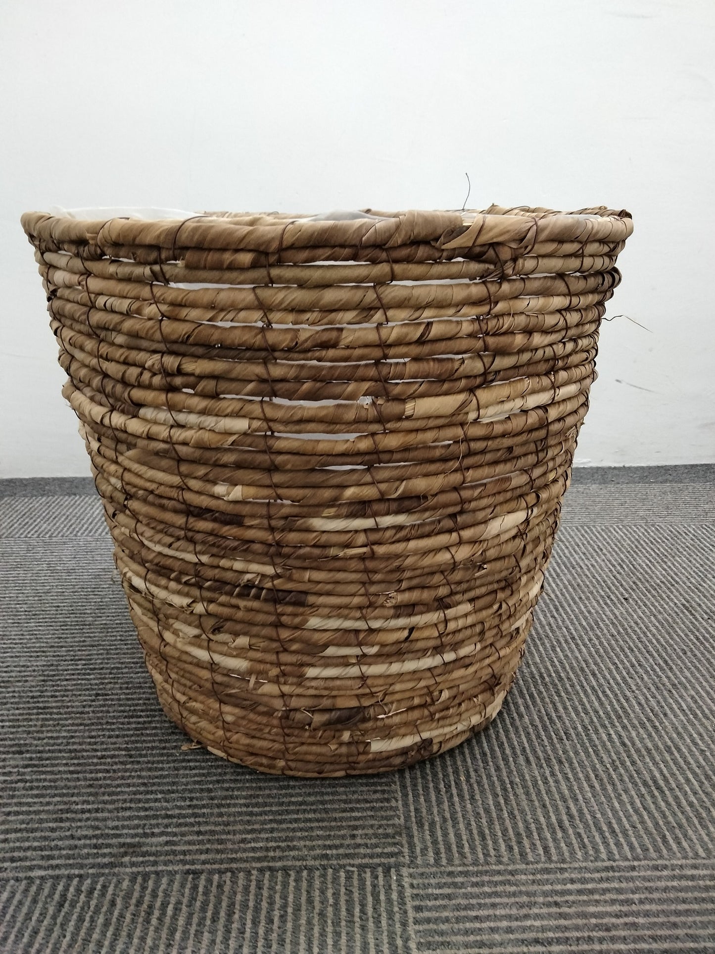 《CV_0004 鉢カバー》鉢カバー（自然素材）